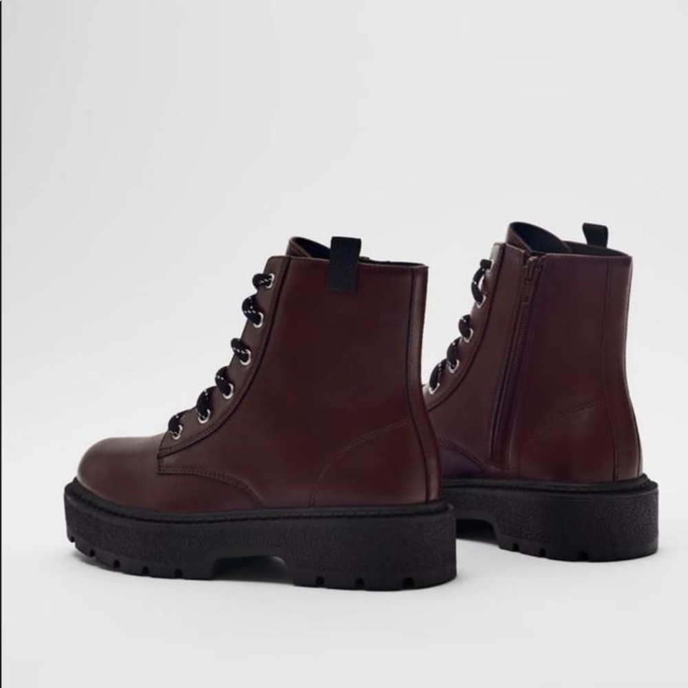 SOLD Zara Burgundy Low Heeled Ankle Boots. Size 8. - Picture 4 of 9